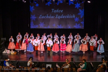 "Babciu, Dziadku kolędujcie z nami" - koncert młodszych grup Zespołu Pieśni i Tańca Świerczkowiacy - 4