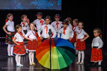 "Babciu, Dziadku kolędujcie z nami" - koncert młodszych grup Zespołu Pieśni i Tańca Świerczkowiacy - 15