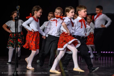 "Babciu, Dziadku kolędujcie z nami" - koncert młodszych grup Zespołu Pieśni i Tańca Świerczkowiacy - 34