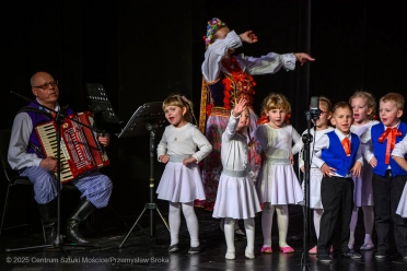 "Babciu, Dziadku kolędujcie z nami" - koncert młodszych grup Zespołu Pieśni i Tańca Świerczkowiacy - 36