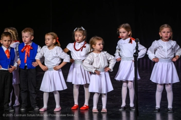 "Babciu, Dziadku kolędujcie z nami" - koncert młodszych grup Zespołu Pieśni i Tańca Świerczkowiacy - 37