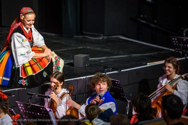 "Otwórz się na folklor" - koncert edukacyjny dla grup szkolnych - 31